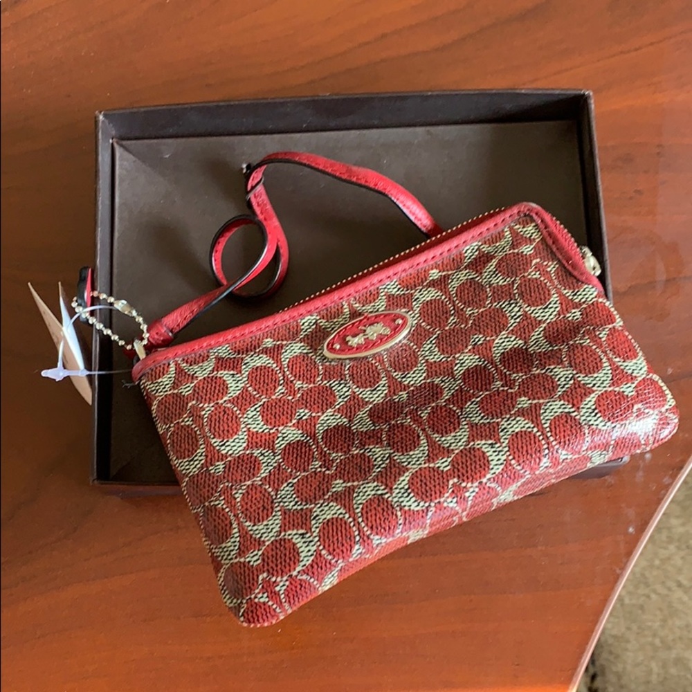 Coach NWT Zippered Wristlet